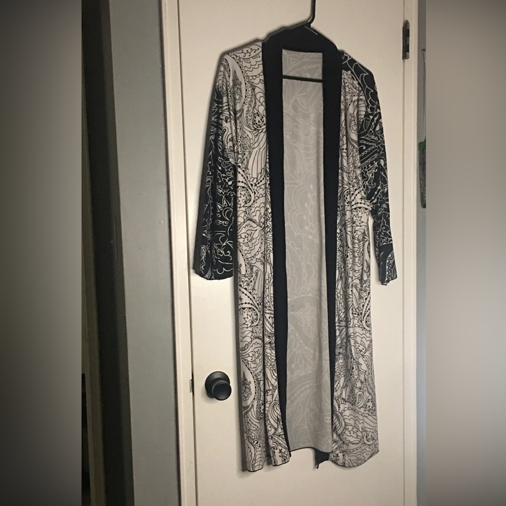 Fenix Rose LONG Two-Toned Black & White Cardigan